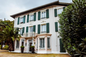  Hôtel VAL FLORES LOGIS  Биарриц
